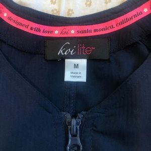 Koi lite scrub jacket size M Navy